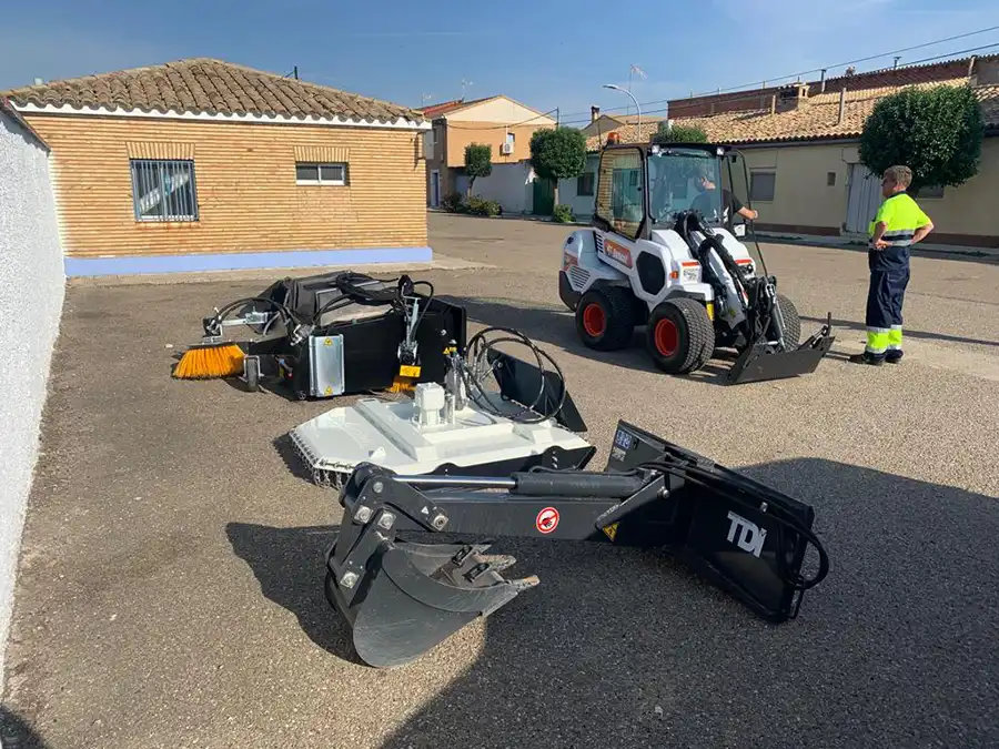 Bobcat L28 Articulated Loader
